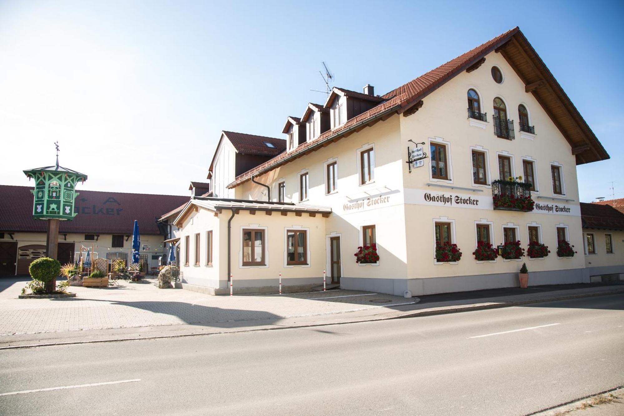 Gasthof Stocker Landsham Exterior foto